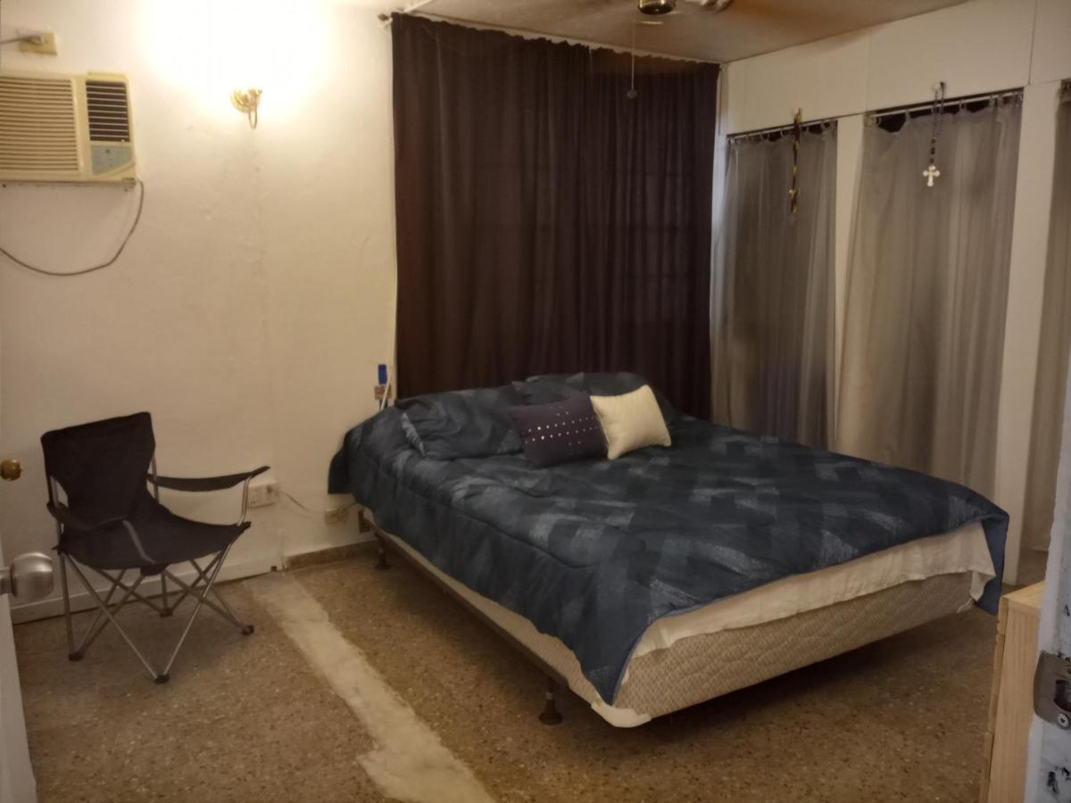 Figueroa Guest Rooms In Country Club San Juan Exteriér fotografie
